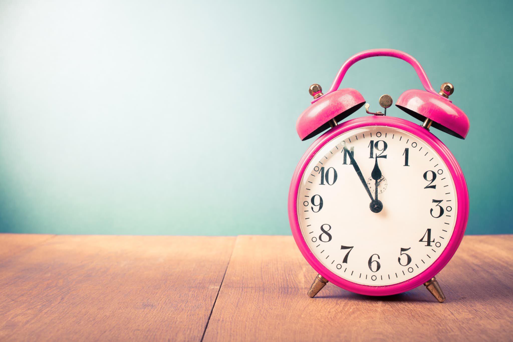 リテーナーの装着時間を守るイメージ